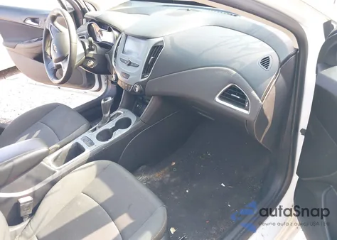 2018 Chevrolet Cruze Ls Auto z USA, uszkodzony, nr VIN 1G1BC5SMXJ7110990